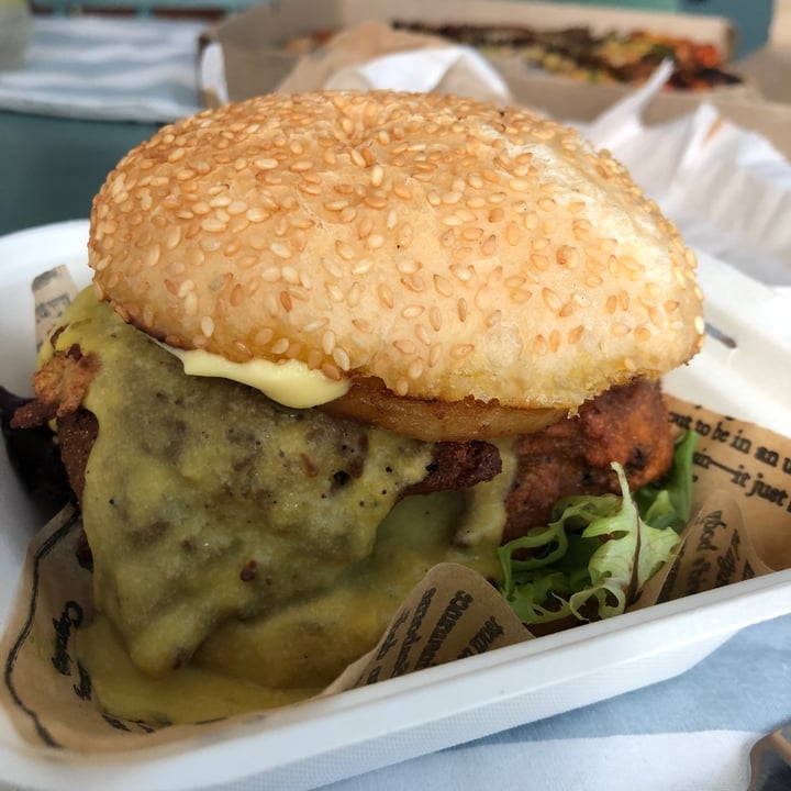 photo of Vegan Streetfood Deli - Obs Oh My Cluck Burger shared by @mothercitymatt on  02 Nov 2022 - review