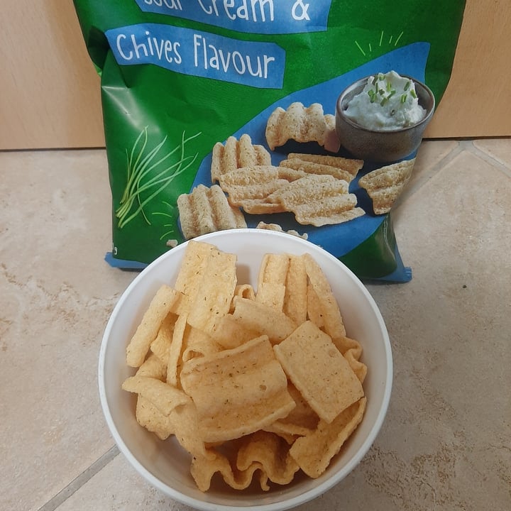 photo of Vemondo Quinoa Chips Sour Cream & Chives Flavour shared by @atlantis on  25 Jan 2022 - review