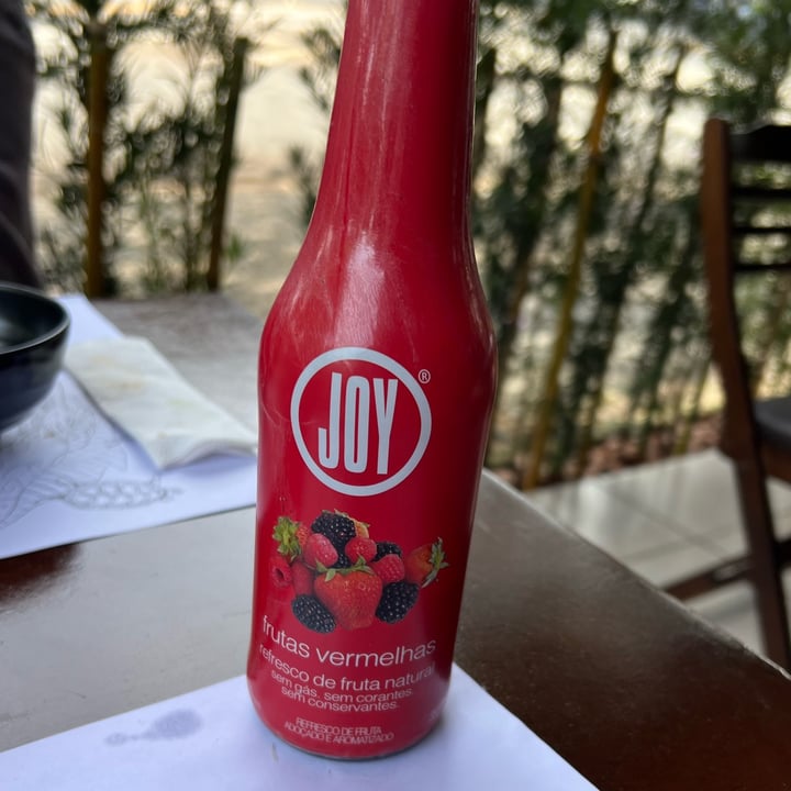 photo of Joy Refresco Frutas Vermelhas shared by @naiaralsribeiro on  15 Jun 2022 - review