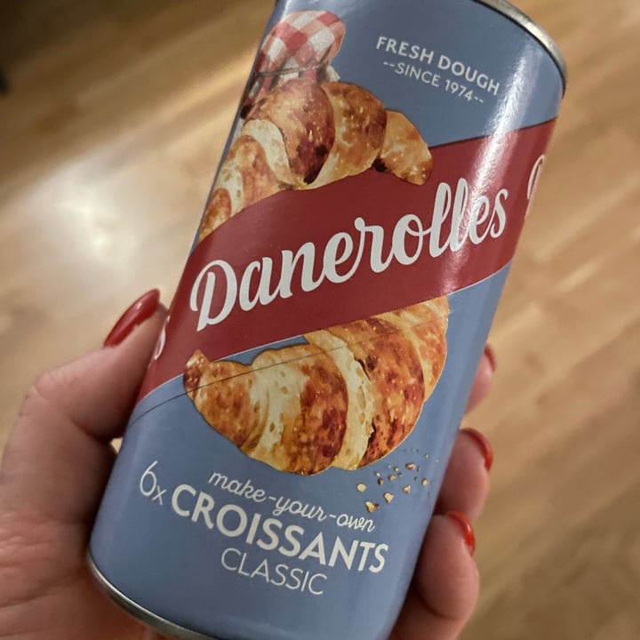photo of Danerolles Make-your-own Party Mini Croissants shared by @veganmamisweden on  06 May 2022 - review