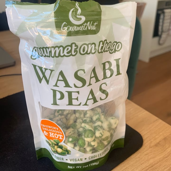 review photo of GourmetNut Wasabi peas shared by @tizianavegana on 20 Apr 2022 - review