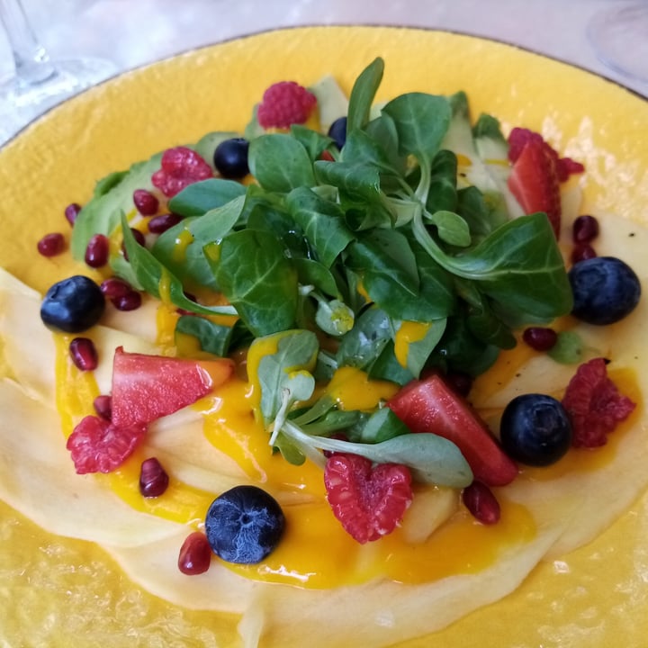 photo of A Vocados Tuset Carpaccio De Aguacate Y Mango shared by @veggisa on  07 Jun 2021 - review