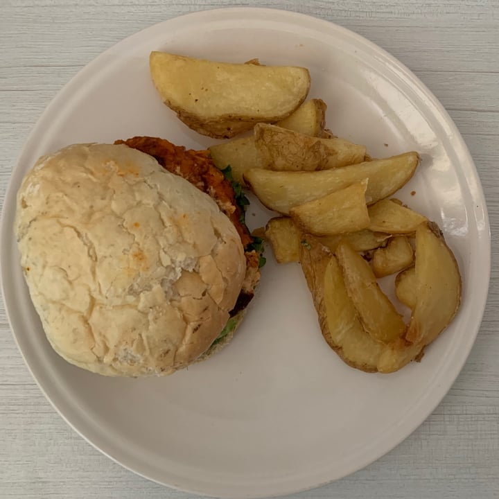 review photo of Calabacitas Tiernas Bistro Hamburgesa Cubana shared by @crystalfrausto on 16 May 2021 - review