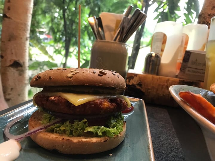 review photo of Hans Im Glück German Burgergrill WOLPERTINGER shared by @culinaryworkout on 02 Mar 2019 - review