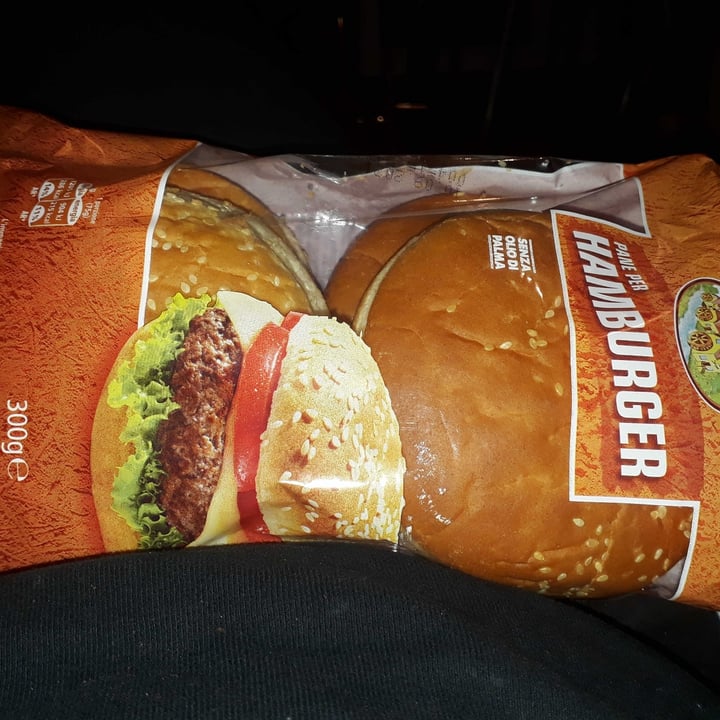 photo of Tre Mulini Pane per hamburger shared by @lindanichilist on  17 May 2021 - review