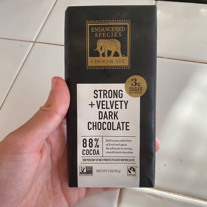 photo of Endangered Species Chocolate strong + velvety dark chocolate shared by @curvycarbivore on  02 Nov 2020 - review