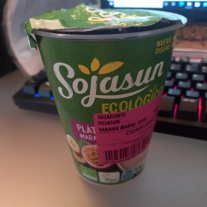 review photo of Sojasun Yogurt De Soja Plátano Y Maracuyá Ecológico shared by @patinhaspatolas on 18 Dec 2022 - review