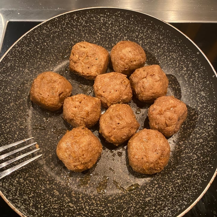 review photo of Green Cuisine Polpette Vegetali shared by @alicesabalino on 12 Jun 2022 - review