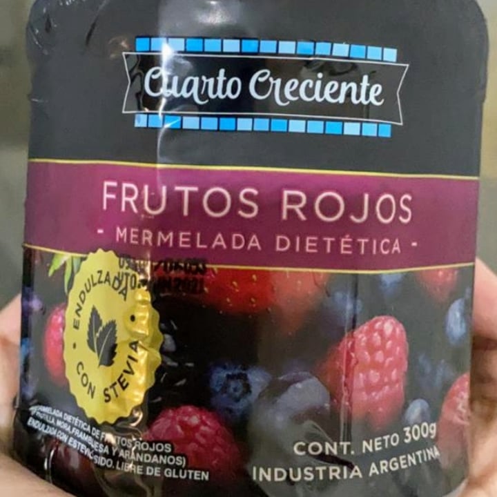 photo of Cuarto Creciente Mermelada de frutos rojos shared by @ursula on  27 Jun 2020 - review