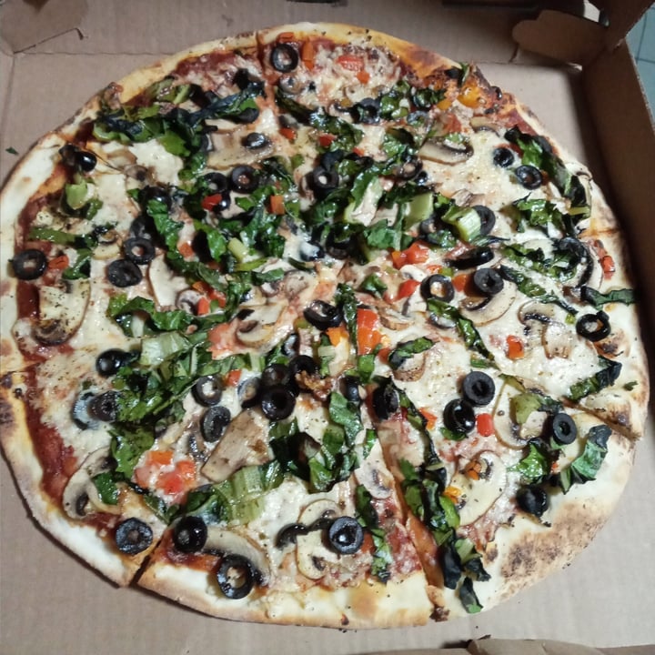 photo of Ixteriolo's Pizza Vegana shared by @bettyveg on  07 Mar 2021 - review