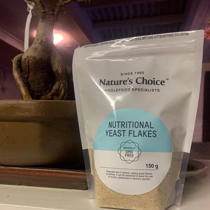 photo of Nature's Choice Nutritional yeast flakes shared by @nadiacrous420 on  15 Sep 2021 - review