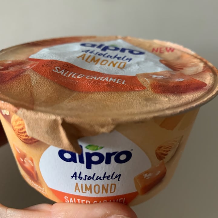 photo of Alpro yogurt salted caramel shared by @mariafrancesca on  22 Jun 2022 - review