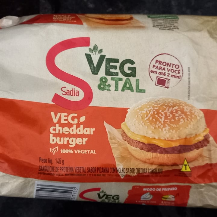 photo of Sadia Veg E Tal Cheddar Burger shared by @gaberude on  06 Sep 2022 - review