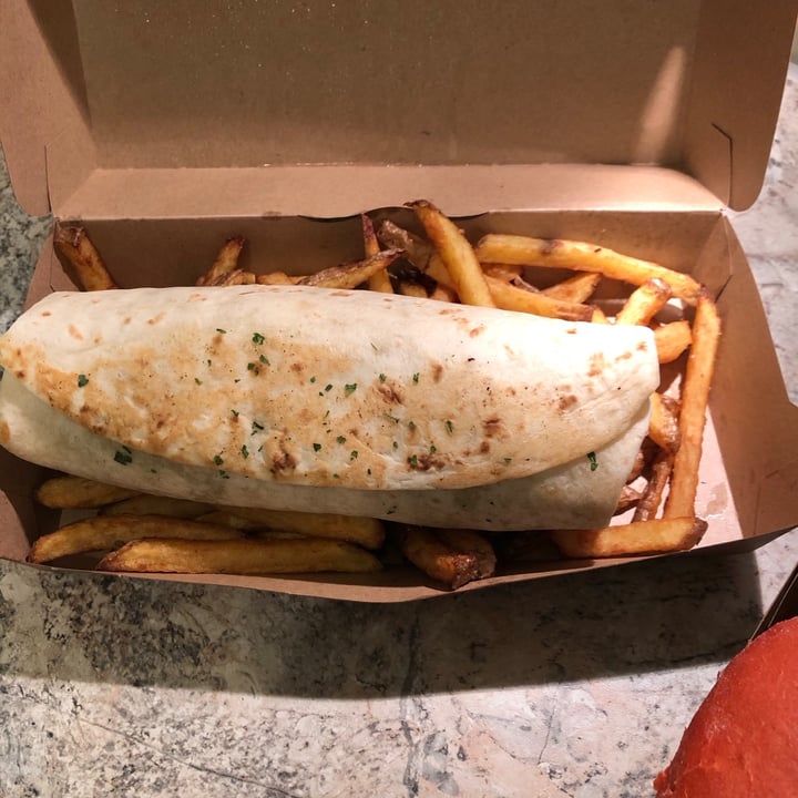 review photo of Green Flamingo Innsbruck Rote Beete und Kichererbsen Falafel Wrap shared by @lillboer on 18 Feb 2021 - review
