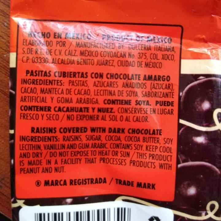 photo of Laposse Pasitas cubiertas con chocolate shared by @ambaru on  02 Mar 2022 - review