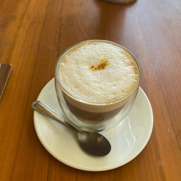 photo of The Vegan Table Turmeric latte shared by @devon0 on  02 May 2022 - review
