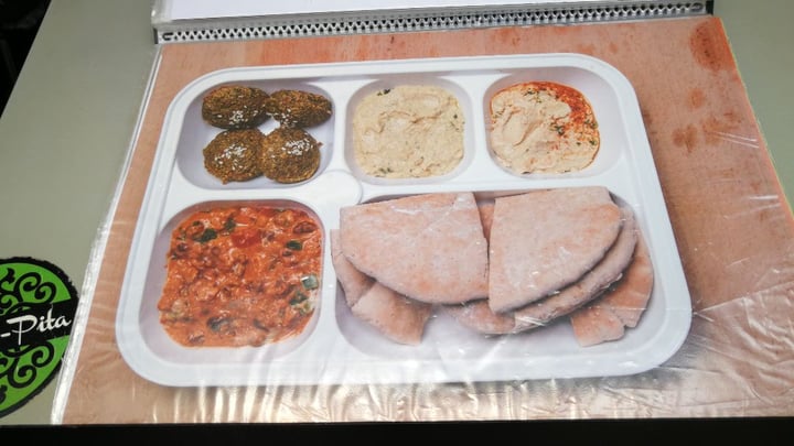 photo of Fill a Pita (Delivery only) Platter shared by @varun on  27 Feb 2019 - review