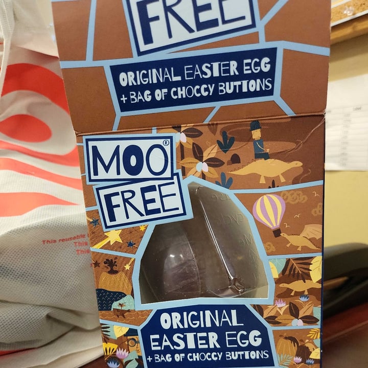 photo of Moo Free Original Easter Egg + Bag of Choccy Buttons shared by @marlacriley96 on  17 Apr 2022 - review