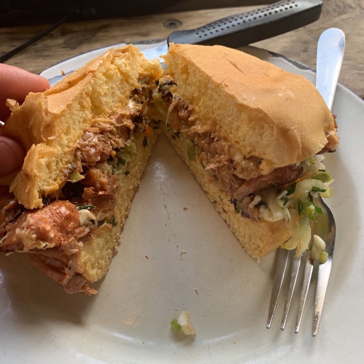 photo of Soul Burger BBQ Pulled Jackfruit Burger shared by @vegregg on  02 Jan 2020 - review