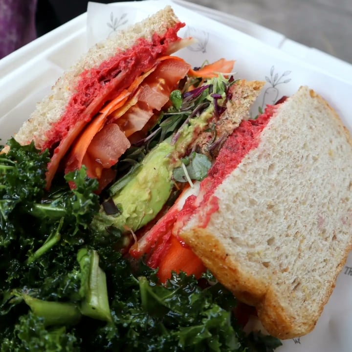 photo of The Little Kitchen Rainbow Veggie Sandwich shared by @lizmaselli on  31 Jan 2022 - review