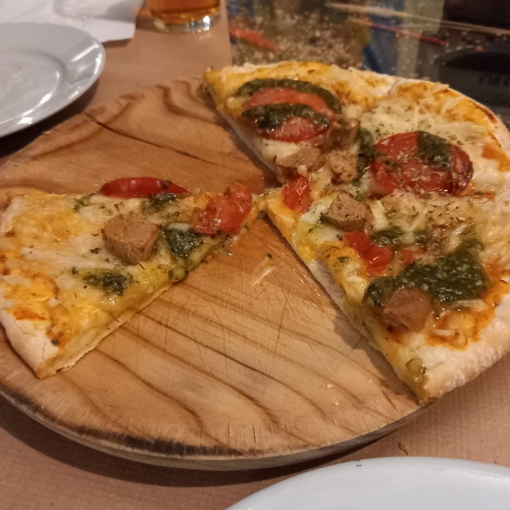 review photo of Vegetalia Pizza De Tomates Secos, SeitĂĄn Y AleolĂ shared by @mariegreen on 18 Dec 2021 - review