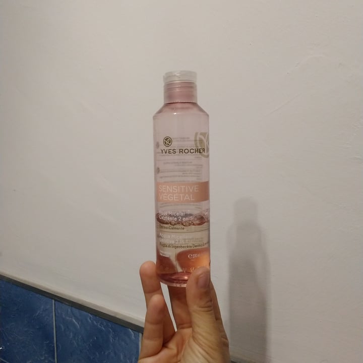 photo of Yves rocher Acqua Micellare Lenitiva 2 in 1 shared by @lasilviavegana on  14 Apr 2021 - review