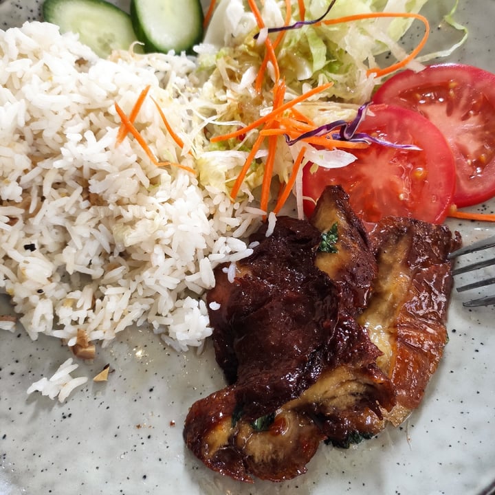 review photo of Zenhouse Tea Corner Mock Duck With Char Sui Sauce & Rice shared by @karoth on 04 Jan 2021 - review