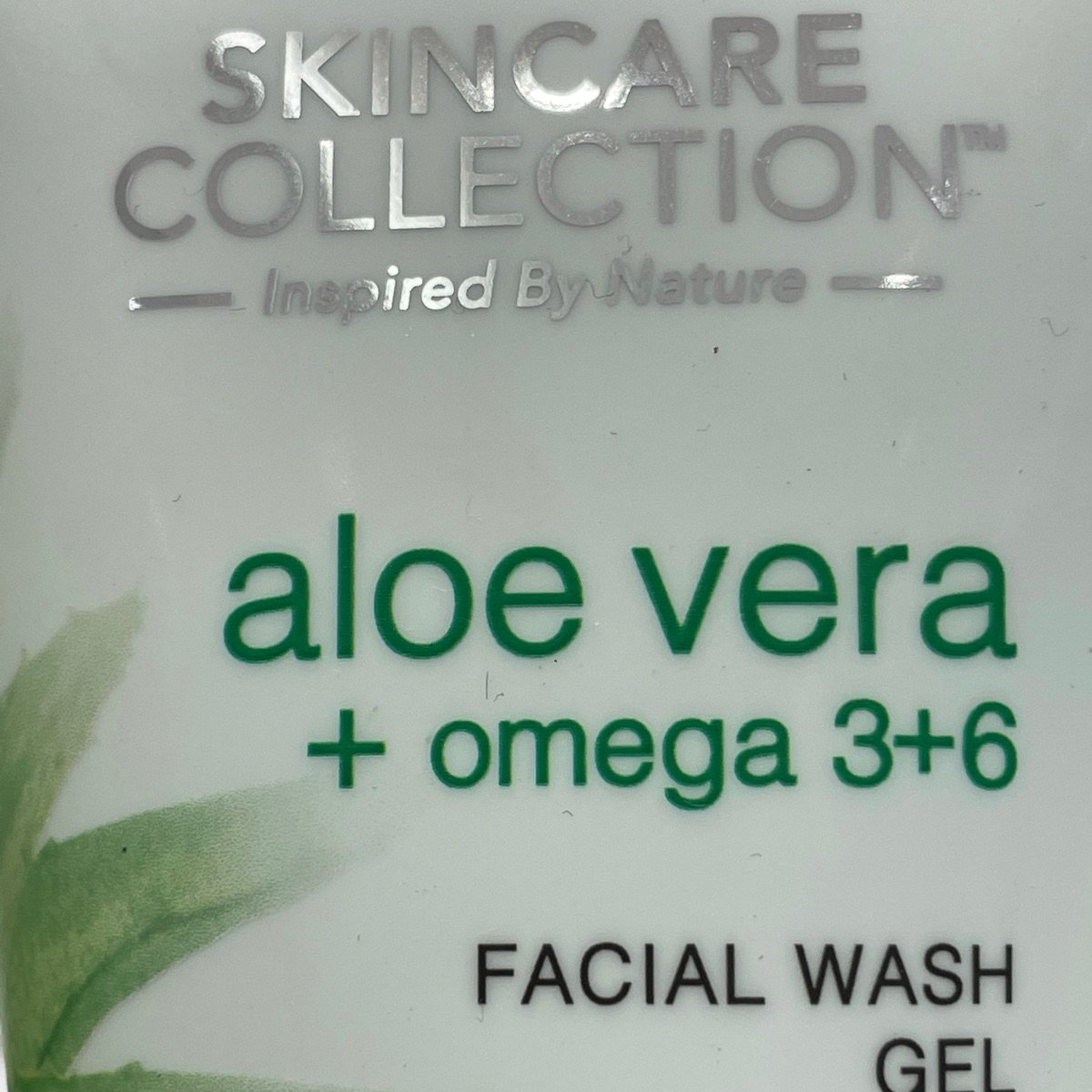 Clicks brand Aloe Vera plus Omega 3/4 facial wash gel Reviews abillion