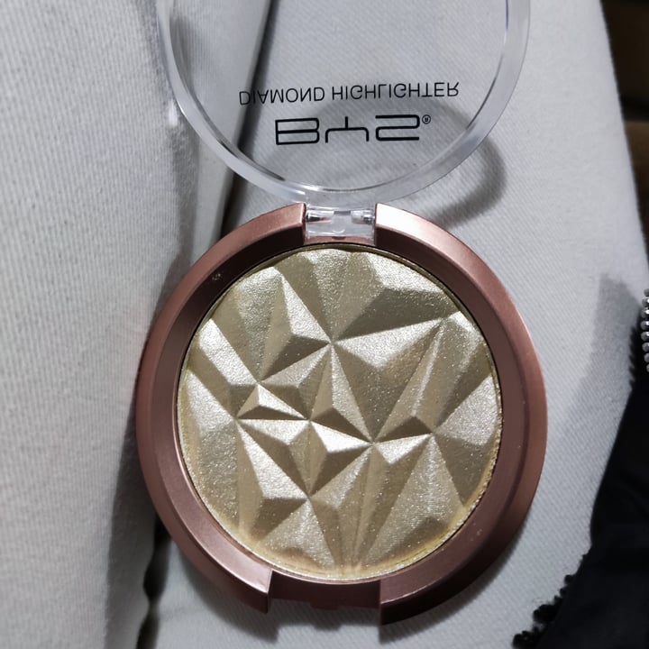 review photo of BYS iluminandor shared by @karlavhe on 07 Jun 2022 - review