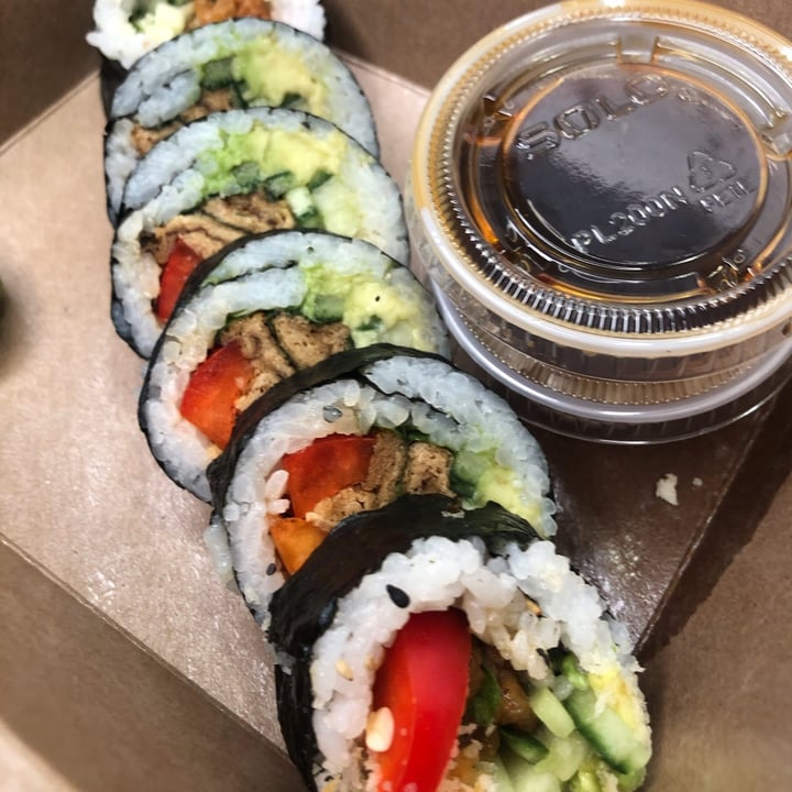 photo of Shinka Sushi Bar Vegan Kamikaze Roll shared by @dcasantis on  17 Mar 2022 - review