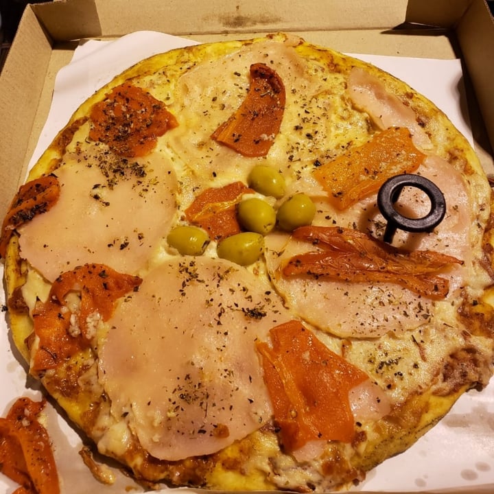 photo of Flipper Pizza Pizza De Jamón Y Morrones shared by @fabuchi on  12 Dec 2020 - review