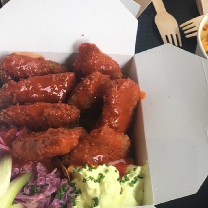 review photo of Rudy's Dirty Vegan Diner Buffalo wings shared by @sophjihae02 on 09 Nov 2020 - review