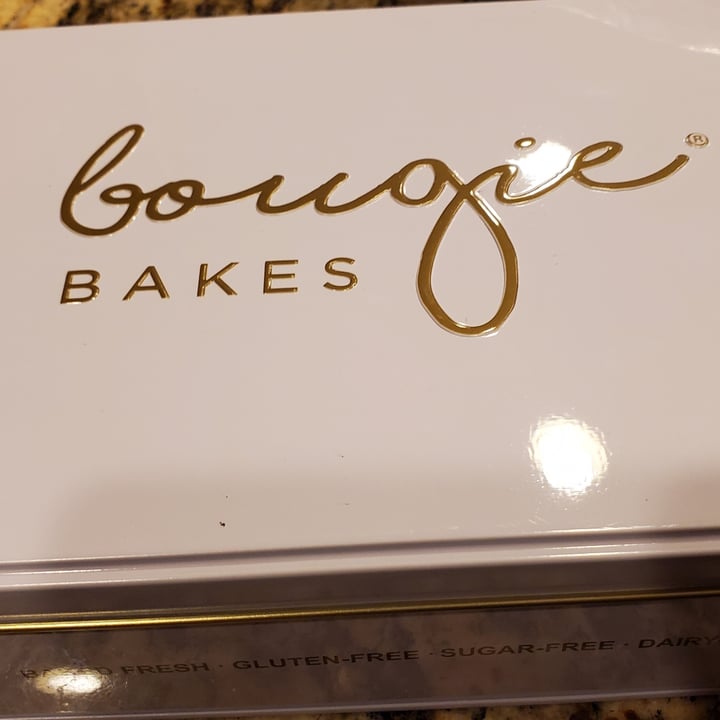 review photo of Bougie Bakes Bougie bundle shared by @annzers on 22 Dec 2021 - review