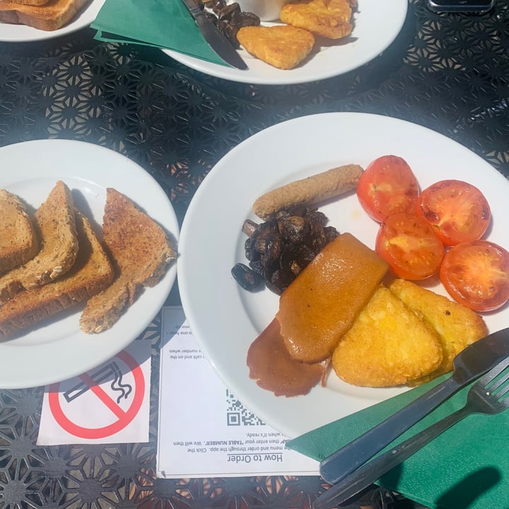 photo of Cafe Bar One Create Your Own Breakfast shared by @meghanudale on  22 Jun 2021 - review