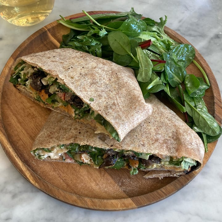 photo of Cafe Gratitude San Diego I Am Fuerte shared by @majesticvegan on  11 Feb 2022 - review