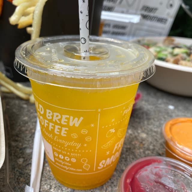 Foto do prato “Mandarin Lemonade”