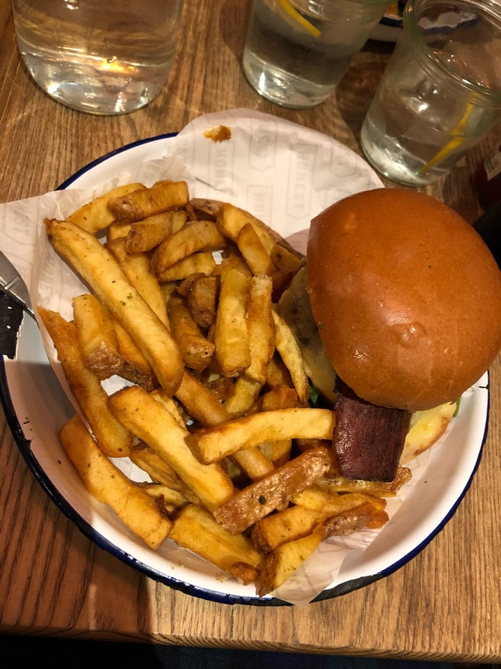 photo of Honest Burgers - South Bank 'Bacon Plant' Burger shared by @earthlinglucy on  05 Jan 2020 - review