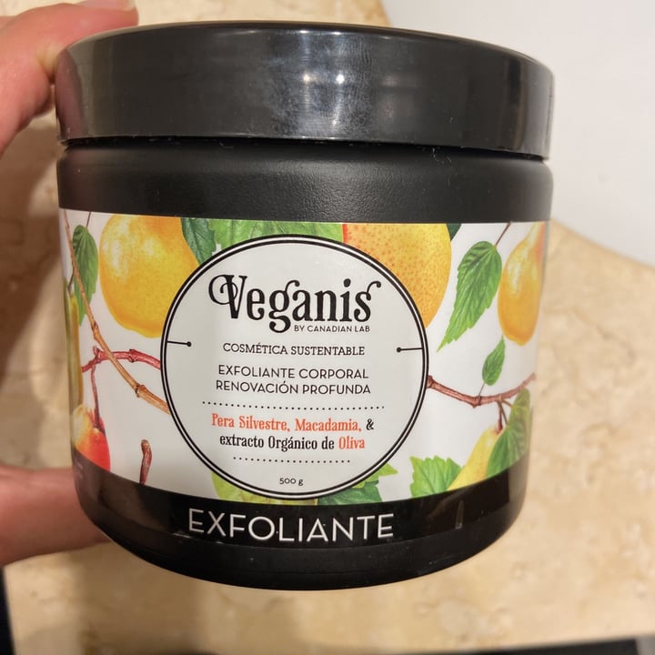 photo of Veganis EXFOLIANTE CORPORAL RENOVACION PROFUNDA Pera Silvestre & Macadamia con extracto Orgánico de Oliva shared by @agustinachurba on  16 Jan 2021 - review