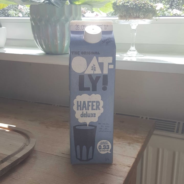 photo of Oatly Hafer Dryck Deluxe Drink shared by @schloddi on  30 Apr 2020 - review