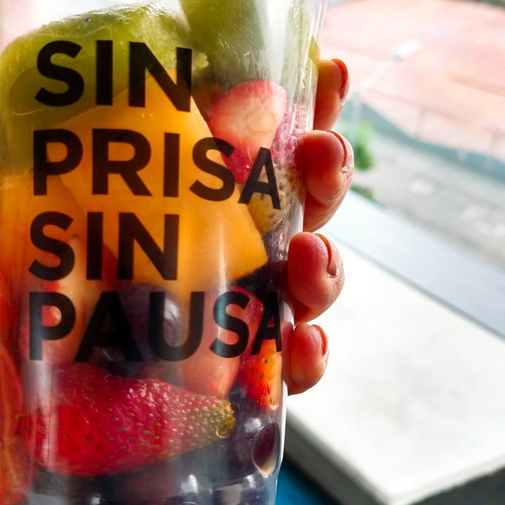 photo of Tostao Cafe Y Pan Mix de frutas shared by @mariospinac on  03 Nov 2020 - review