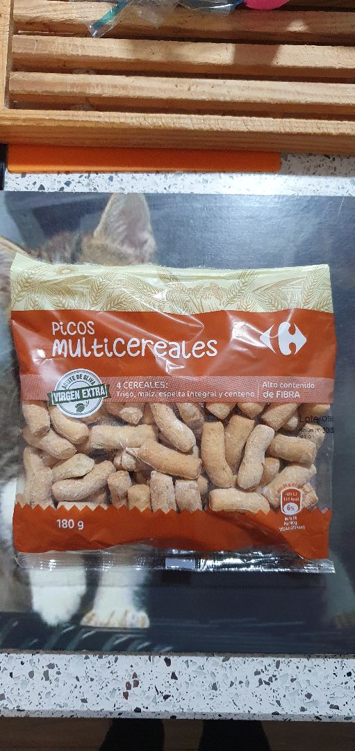 photo of Carrefour Picos multicereales shared by @mariencd on  18 Apr 2020 - review