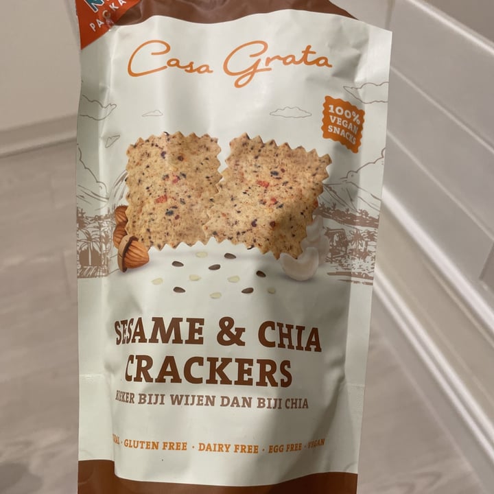 photo of Casa Grata Sesame &Chia Crackers shared by @plantapower on  13 Aug 2021 - review