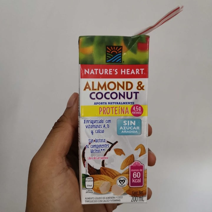photo of Nature's Heart Almond & Coconut shared by @silvialeon92 on  23 May 2020 - review