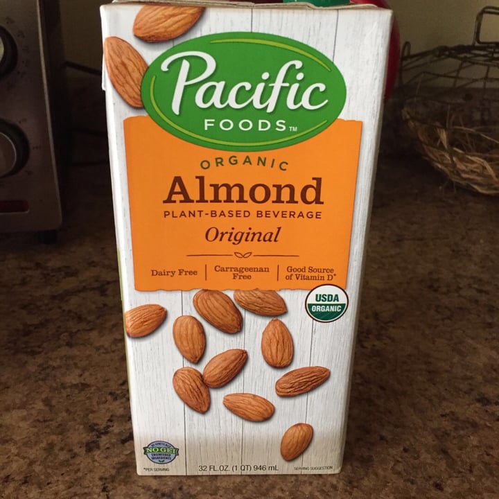 review photo of Pacific Foods Organic Almond Original Mylk shared by @oldkryptonita on 31 Mar 2020 - review