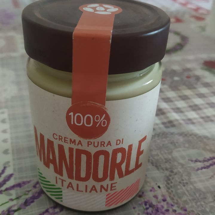 photo of Euro Company food for change 100% crema di mandorle shared by @danidea on  04 Dec 2022 - review