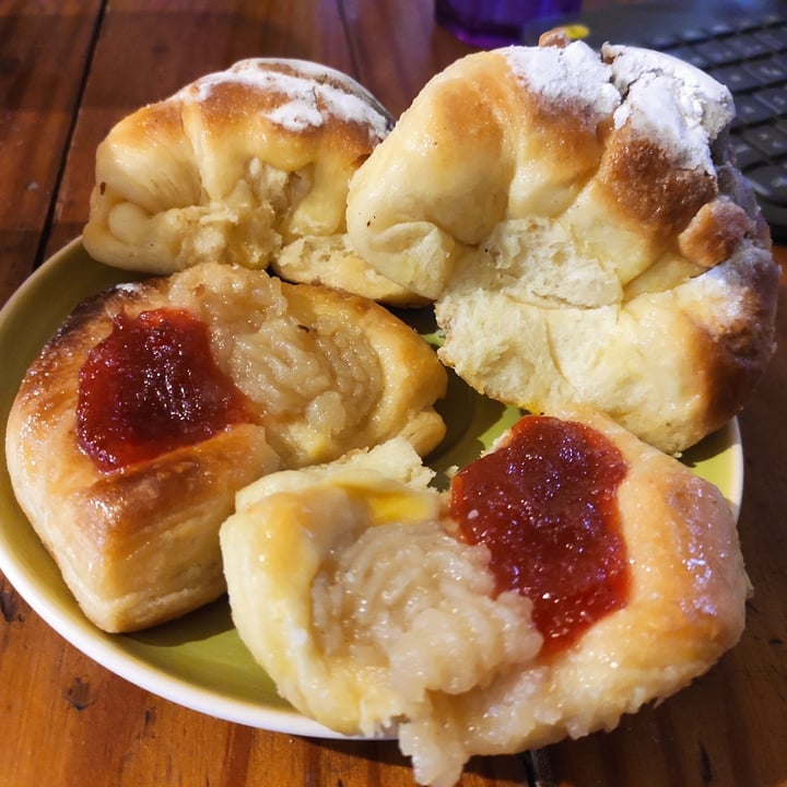 photo of Vica (Delivery Only) Facturas veganas shared by @emilyroose on  11 Jun 2020 - review