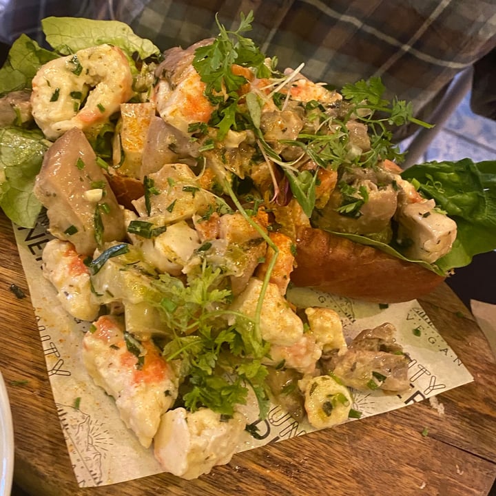 photo of Unity Diner Lobster Roll shared by @kvitz on  08 Aug 2021 - review