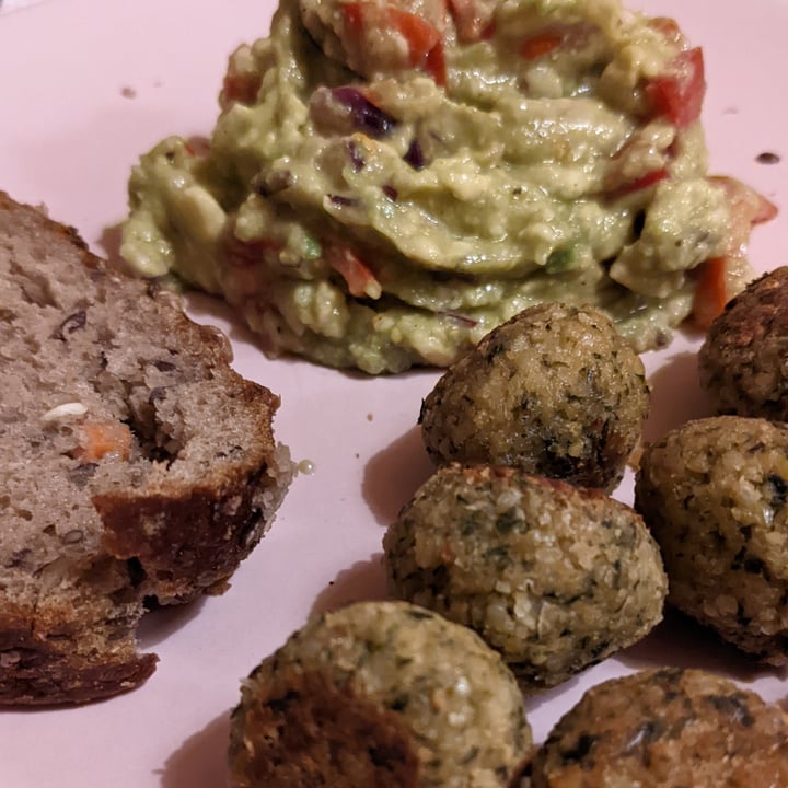 review photo of Vegavita Bio- Falafel shared by @orsablu on 14 Aug 2022 - review