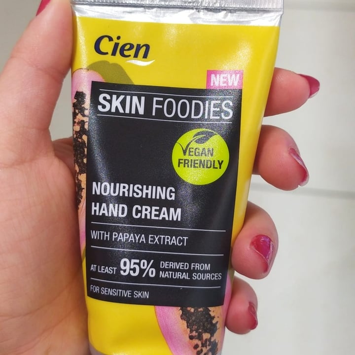 review photo of Cien Crema de manos shared by @piluka324 on 07 Nov 2020 - review