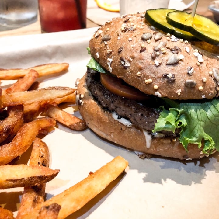 photo of Broderick Roadhouse Beyond Burger shared by @jaemse on  09 Mar 2020 - review
